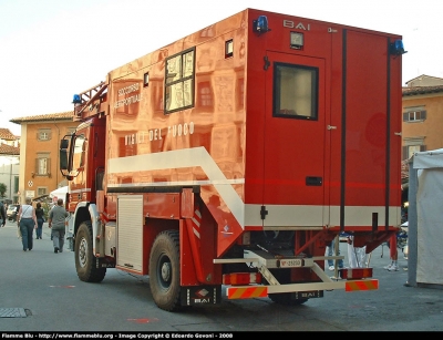 Mercedes-Benz Actros 1844 4x4 II serie
Vigili del Fuoco
Comando Provinciale di Pisa
Distaccamento Aeroportuale
Automezzo Soccorso Aeroportuale allestimento Bai
VF 25233
Parole chiave: Mercedes-Benz Actros_1844_4x4_IIserie VF25233 Giornate_della_Protezione_Civile_Pisa_2008