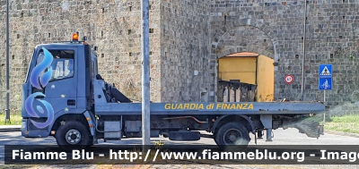 Iveco EuroCargo 100E18 I serie
Guardia di Finanza
Carroattrezzi allestimento Isoli
GdiF 623 AH
Parole chiave: Iveco EuroCargo_100E18_Iserie GdiF623AH