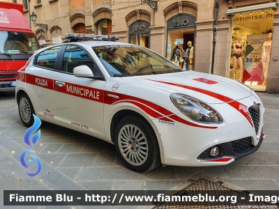 Alfa-Romeo Nuova Giulietta restyle
A54 - Polizia Municipale Pisa
Nucleo Pisa Sud Ovest
Allestita Bertazzoni
POLIZIA LOCALE YA 453 AP
Parole chiave: Alfa-Romeo Nuova_Giulietta_restyle POLIZIALOCALEYA453AP