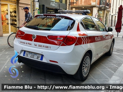 Alfa-Romeo Nuova Giulietta restyle
A54 - Polizia Municipale Pisa
Nucleo Pisa Sud Ovest
Allestita Bertazzoni
POLIZIA LOCALE YA 453 AP
Parole chiave: Alfa-Romeo Nuova_Giulietta_restyle POLIZIALOCALEYA453AP