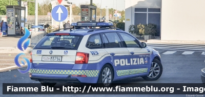 Skoda Octavia Wagon V serie
Polizia di Stato
Polizia Autostradale in servizio sulla rete Autostrade per l'Italia SPA
Allestimento Focaccia
POLIZIA M3794
Parole chiave: Skoda Octavia_Wagon_Vserie POLIZIAM3794