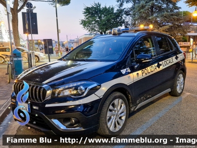 Suzuki SX4 S-Cross
Polizia Locale Jesolo (VE)
Allestimento Futura Veicoli Speciali
Codice Veicolo: 127
POLIZIA LOCALE YA 965 AL
Parole chiave: Suzuki SX4_S-Cross POLIZIALOCALEYA965AL