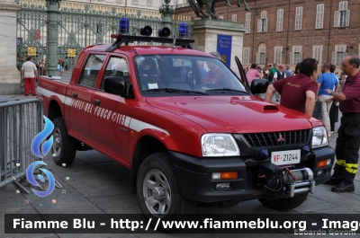 Mitsubishi L200 III serie
Vigili del Fuoco
Comando Provinciale di Torino
Distaccamento Volontario di Alpignano (TO)
VF 21244
Parole chiave: Mitsubishi L200_IIIserie VF21244 Raduno_ANVVF_2011