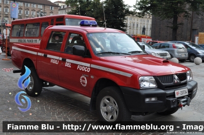 Mitsubishi L200 III serie
Vigili del Fuoco
Comando Provinciale di Torino
Distaccamento Volontario di Caselle (TO)
VF 23734
Parole chiave: Mitsubishi L200_IIIserie VF23734 Raduno_ANVVF_2011