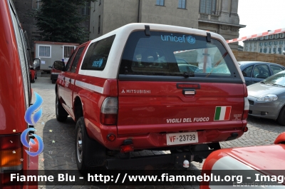 Mitsubishi L200 III serie
Vigili del Fuoco
Comando Provinciale di Torino
VF 23739
Parole chiave: Mitsubishi L200_IIIserie VF23739 Raduno_ANVVF_2011