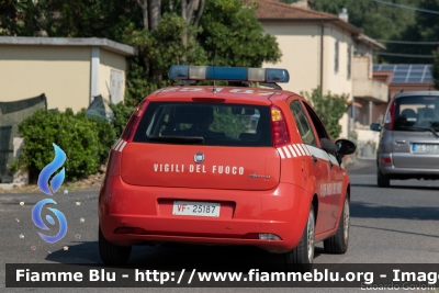 Fiat Grande Punto
Vigili del Fuoco
Comando Provinciale di Pistoia
VF 25187
Parole chiave: Fiat Grande_Punto VF25187