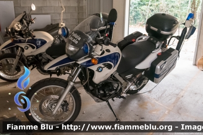 Bmw F650GS II serie
Polizia Locale Venezia
Codice Mezzo: 13
POLIZIA LOCALE YA 02662
Parole chiave: Bmw F650GS_IIserie POLIZIALOCALEYA02662