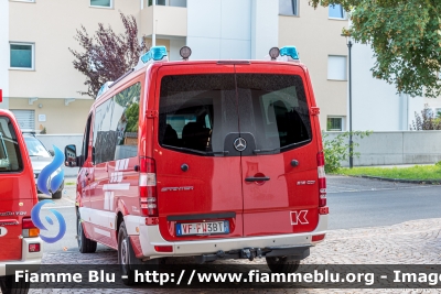 Mercedes-Benz Sprinter 4x4 III serie restyle
Vigili del Fuoco
Unione Distrettuale Alta Val Venosta
Corpo Volontario di Prato allo Stelvio (BZ)
Freiwillige Feuerwehr Prad am Stilfserjoch
Allestimento Kofler
VF FW 3BT
Parole chiave: Mercedes-Benz Sprinter_4x4_IIIserie_restyle VFFW3BT