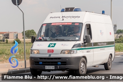 Fiat Ducato II serie
Polizia Locale di Brescia
Codice Automezzo: 49
In scorta alla 1000 Miglia 2022
Parole chiave: Fiat Ducato_IIserie