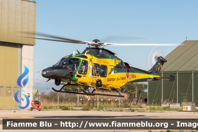 Leonardo AW169M
Guardia di Finanza
Reparto Operativo AereoNavale
Sezione Aerea di Pisa
Volpe 509
Parole chiave: Leonardo AW169M