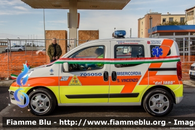 Fiat Qubo II serie
Misericordia di San Vincenzo (LI)
Allestito Mariani Fratelli
Codice Automezzo: 61
Parole chiave: Fiat Qubo_IIserie