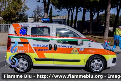 Fiat Qubo II serie
Misericordia di San Vincenzo (LI)
Allestito Mariani Fratelli
Codice Automezzo: 61
Parole chiave: Fiat Qubo_IIserie