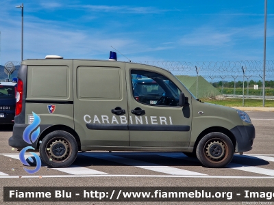  Fiat Doblò II serie
Carabinieri
Polizia Militare presso l'Aereonautica Militare
4° Stormo
Nucleo Cinofili
AM CK 944
Parole chiave:  Fiat Doblò_IIserie AMCK944