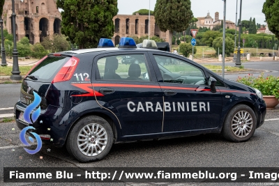 Fiat Punto VI serie
Carabinieri
Polizia Militare presso Aeronautica Militare Italiana
AM CR 413
Parole chiave: Fiat Punto_VIserie AMCR413