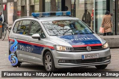 Volkswagen Touran III serie
Österreich - Austria
Bundespolizei
Polizia Federale Austriaca
BP 90171
Parole chiave: Volkswagen Touran_IIIserie BP90171