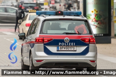 Volkswagen Touran III serie
Österreich - Austria
Bundespolizei
Polizia Federale Austriaca
BP 90173
Parole chiave: Volkswagen Touran_IIIserie BP90173