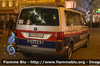 Volkswagen Transporter T6.1
Österreich - Austria
Bundespolizei
Polizia Federale Austriaca
BP 90223
Parole chiave: Volkswagen Transporter_T6.1 BP90223