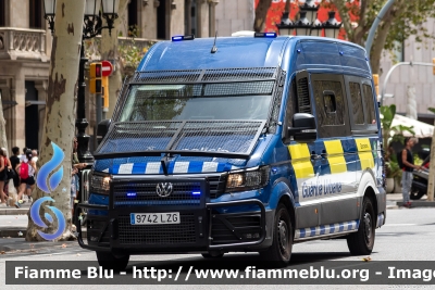 Volkswagen Crafter II serie
España - Spagna
Guardia Urbana
Ajuntament de Barcelona
UREP - Unidad de Refuerzo de Emergencias y Proximidad
C-333
Parole chiave: Volkswagen Crafter_IIserie