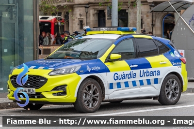 Ford Kuga II serie
España - Spagna
Guardia Urbana
Ajuntament de Barcelona
C-733
Parole chiave: Ford Kuga_IIserie