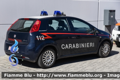 Fiat Grande Punto
Carabinieri
CC CX 813
Parole chiave: Fiat Grande_Punto CCCX813 Civil_Protect_2018