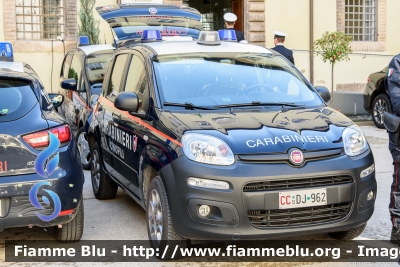 Fiat Nuova Panda 4x4 II serie
Carabinieri
Nucleo cinofili
Allestimento Elevox
CC DJ 962
Parole chiave: Fiat Nuova_Panda_4x4_IIserie CCDJ962