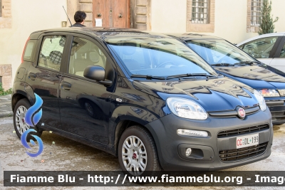 Fiat Nuova Panda II serie
Carabinieri
CC DL 199
Parole chiave: Fiat Nuova_Panda_IIserie CCDL199