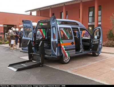 Fiat Doblo' II serie
Pubblica Assistenza Società Riunite Pisa
Sezione Lungarno
Colignola - Ghezzano - Mezzana
Parole chiave: Fiat Doblo&#039;_IIserie Servizi_Sociali 118_Pisa PA_SR_Pisa