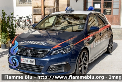 Peugeot 308 GTi
Carabinieri
Nucleo Operativo e Radiomobile
CC DT 308
Parole chiave: Peugeot 308_GTi CCDT308