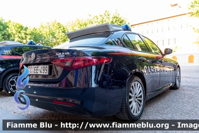 Alfa-Romeo Nuova Giulia
Carabinieri
Nucleo Operativo Radiomobile
CC EE 499
Parole chiave: Alfa-Romeo Nuova_Giulia CCEE499