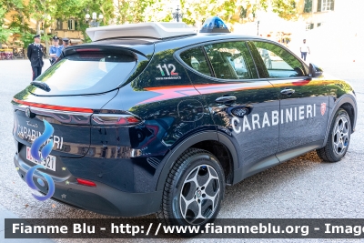 Alfa-Romeo Tonale
Carabinieri
Nucleo Operativo Radiomobile
Allestimento FCA
CC EN 921
Parole chiave: Alfa-Romeo Tonale CCEN921