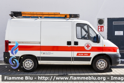 Fiat Ducato III serie
Croce Rossa Italiana
Italienisches Rotes Kreuz
Comitato Provinciale Bolzano
Provinzialkomitee Bozen
CRI 277AB
Parole chiave: Fiat Ducato_IIIserie CRI277AB Civil_Protect_2018