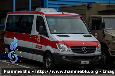 Mercedes-Benz Sprinter III serie
Croce Rossa Italiana
Comitato Provinciale di Bolzano
CRI 341AD
Parole chiave: Mercedes-Benz Sprinter_IIIserie CRI341AD