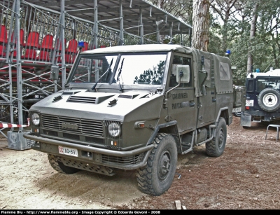 Iveco VM90
Carabinieri
2° Brigata Mobile
Carabinieri Paracadutisti 
Parole chiave: Iveco VM90 CCAQ891 30_Anni_Gis