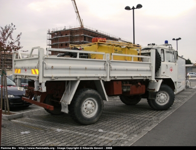 Iveco 90
Croce Rossa Italiana
Comitato Provinciale di Pisa
Delegazione del Litorale Pisano
CRI A455B
Parole chiave: Iveco 90 CRIA455B