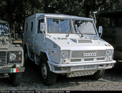 Iveco VM90
Esercito Italiano
EI CG 524
Parole chiave: Iveco VM90 EICG524