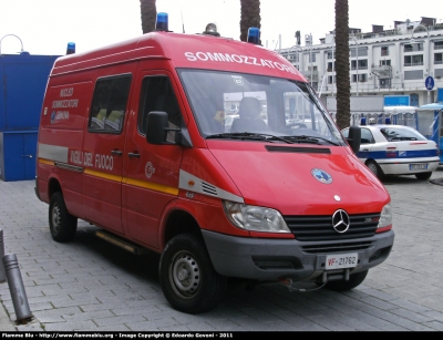 Mercedes-Benz Sprinter 4x4 II serie
Vigili del Fuoco
Comando Provinciale di Genova
Nucleo Sommozzatori
VF 21762
Parole chiave: Mercedes-Benz Sprinter_4x4_IIserie VF21762