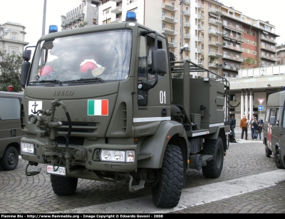 Iveco EuroCargo 100E21 4x4 II Serie
Marina Militare Italiana
Servizio Antincendio Presso la Base Maristaeli Luni
MM BK 574
Parole chiave: Iveco EuroCargo_100E21_4x4_IIserie MMBK574 festa_forze_armate