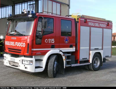 Iveco EuroCargo SuperCity 120E24 II serie
Vigili del Fuoco
Comando Provinciale di Ferrara
Distaccamento Volontario di Bondeno (FE)
AutoPompaSerbatoio allestimento Iveco-Magirus
VF 24530
Parole chiave: Iveco EuroCargo_SuperCity_120E24_IIserie VF24530