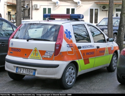 Fiat Punto II serie
Misericordia di San Vincenzo
Parole chiave: Fiat Punto_IIserie 118_Livorno Automedica Misericordia_San_Vincenzo