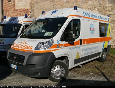 Fiat Ducato X250
Misericodia Lungomonte
Allestita CEVI Carrozzeria Europea
Parole chiave: Fiat Ducato_x250 118_Pisa Misericordia_Lungomonte Ambulanza