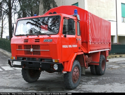 Iveco 90PC
Vigili del Fuoco
Comando Provinciale di Pisa
VF 13339
Parole chiave: Iveco 90PC VF13339 Santa_Barbara_2008