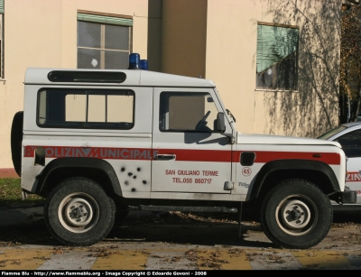 Land Rover Defender 90
45 - Polizia Municipale San Giuliano Terme
Parole chiave: Land-Rover Defender_90 PM_San_Giuliano_Terme