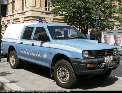 Mitsubishi L200 II serie 
Polizia di Stato
POLIZIA D6357
Parole chiave: Mitsubishi L200_IIserie PoliziaD6357 Festa_della_Polizia_2009