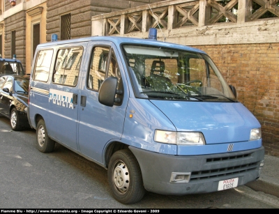 Fiat Ducato II serie
Polizia di Stato
Polizia Stradale
POLIZIA E1605
Parole chiave: Fiat Ducato_IIserie PoliziaE1605 Festa_della_Polizia_2009