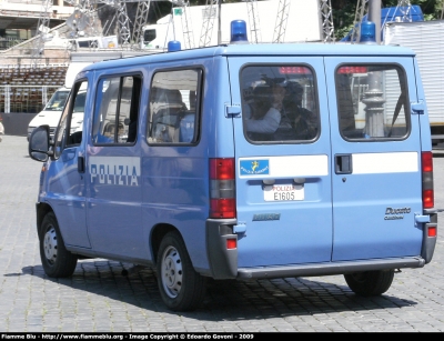 Fiat Ducato II serie
Polizia di Stato
Polizia Stradale
POLIZIA E1605
Parole chiave: Fiat Ducato_IIserie PoliziaE1605 Festa_della_Polizia_2009