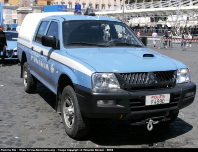 Mitsubishi L200 III serie
Polizia di Stato
C.N.E.S.
POLIZIA F4990
Parole chiave: Mitsubishi L200_IIIserie PoliziaF4990 Festa_della_Polizia_2009 