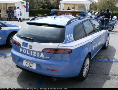 Alfa Romeo 159 Sportwagon
Polizia di Stato
Polizia Stradale
POLIZIA F9244
Parole chiave: Alfa-Romeo 159_Sportwagon PoliziaF9244 Festa_della_Polizia_2009