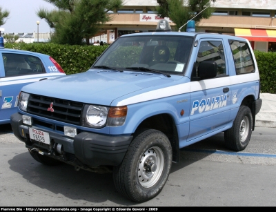 Mitsubishi Pajero Swb II Serie
Polizia di Stato
Artificieri presso l'Aeroporto di Pisa
POLIZIA E8529
Parole chiave: Mitsubishi Pajero_Swb_IIserie PoliziaE8529 Festa_della_Polizia_2009