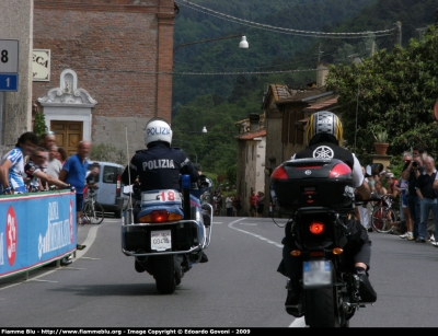 Bmw r850rt II serie
Polizia di Stato
Polizia Stradale in scorta al Giro D'Italia 2009
POLIZIA G0415
Parole chiave: Bmw r850rt_IIserie PoliziaG0415 Giro_d'Italia_2009