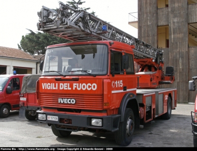 Iveco 190-26
Vigili del Fuoco
Comando Provinciale di Pisa
AutoScala
VF 17108
Parole chiave: Iveco 190-26 VF17108